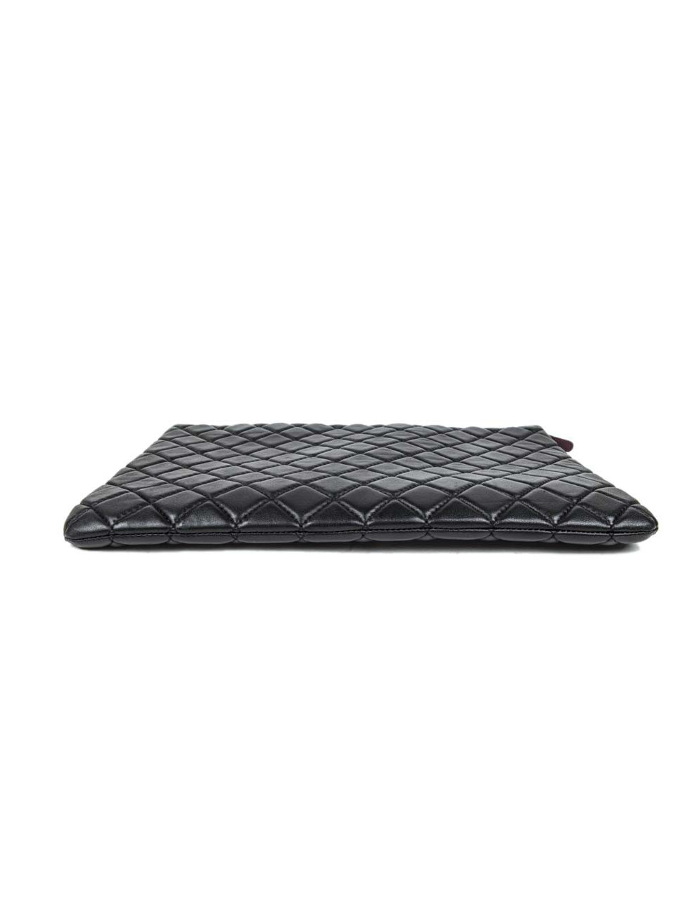 Pochette matelassée CHANEL noire