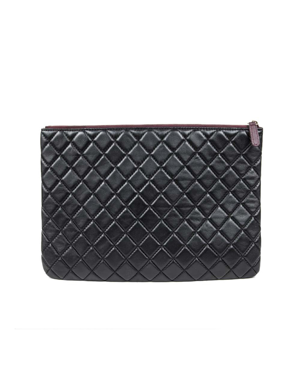 Pochette matelassée CHANEL noire