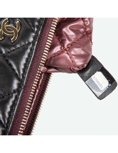 CHANEL black quilted pouch