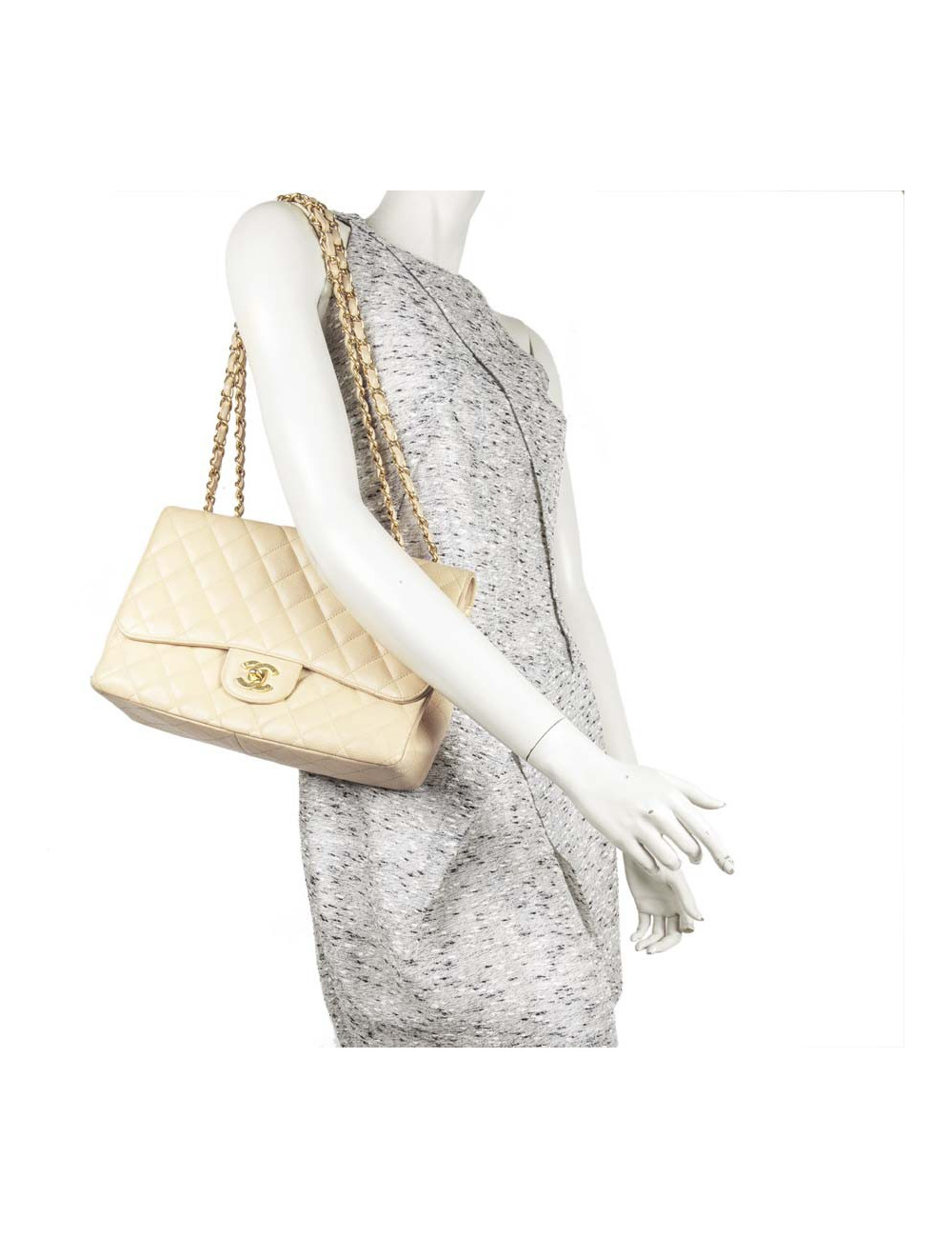 Sac Jumbo CHANEL en cuir caviar gold  doré