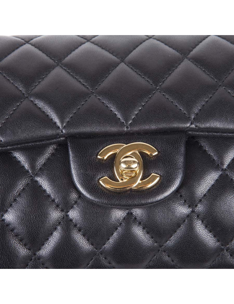 Sac CHANEL baguette cuir noir matelassé