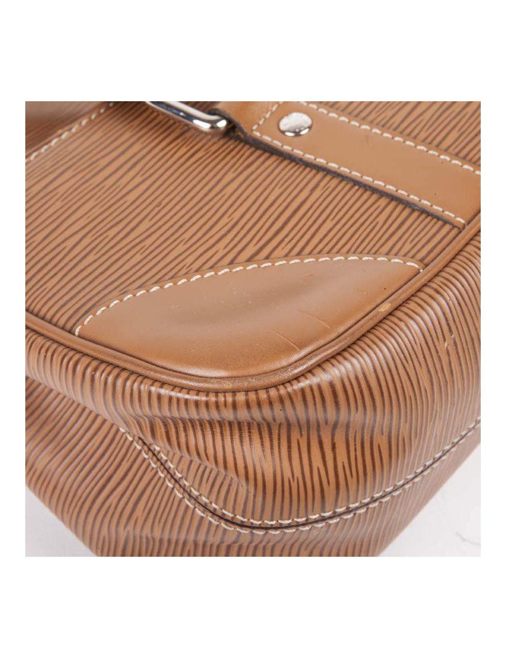 Sac LOUIS VUITTON cuir épi gold