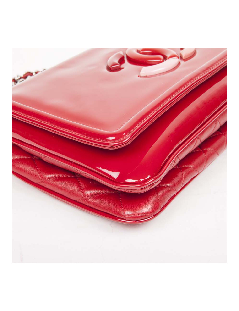 Sac CHANEL matelassé cuir et vernis rouge