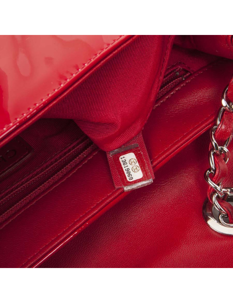 Sac CHANEL matelassé cuir et vernis rouge