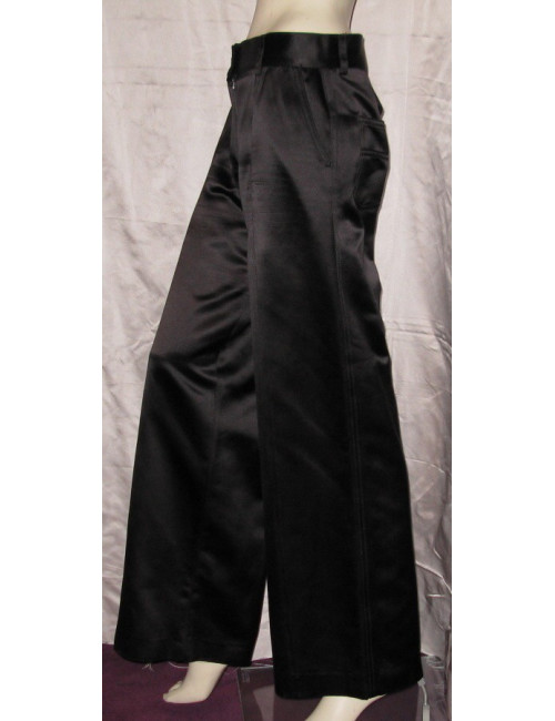 Pantalon style baggy en soie noire CHANEL