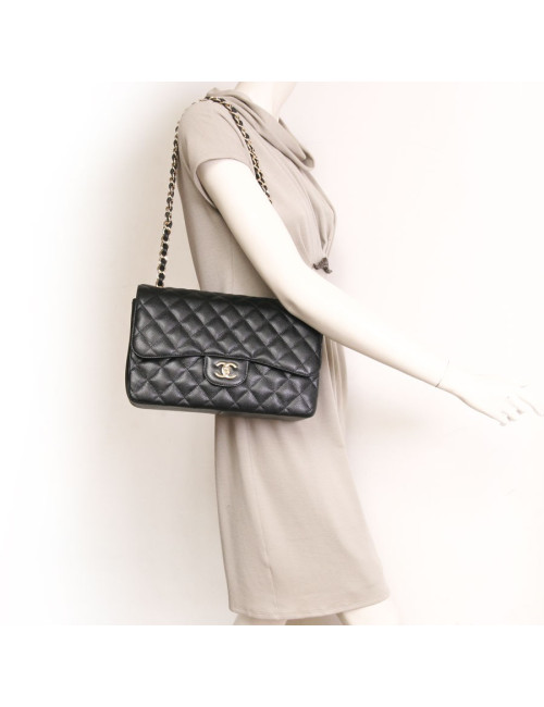 Sac jumbo CHANEL cuir caviar noir