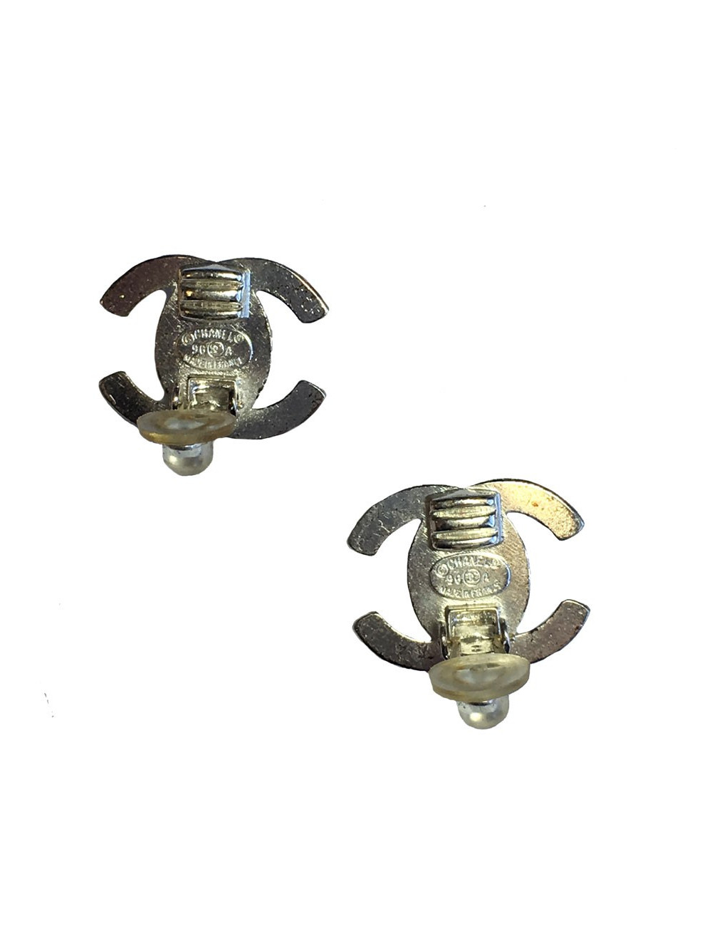 Boucles d'oreille clips CHANEL CC en métal argenté et brillants