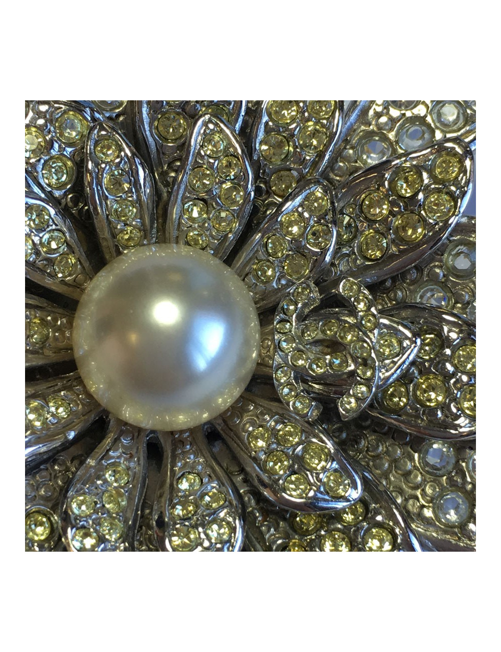 Broche CHANEL Couture