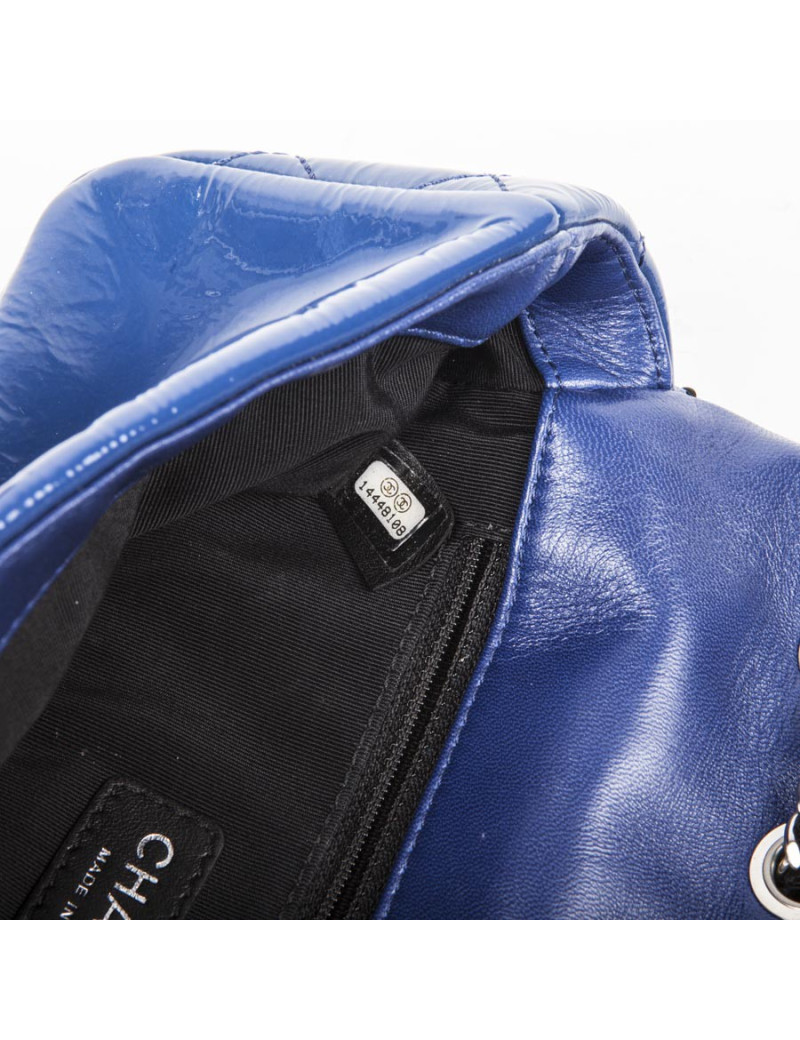 Blue and black wand CHANEL patent leather bag