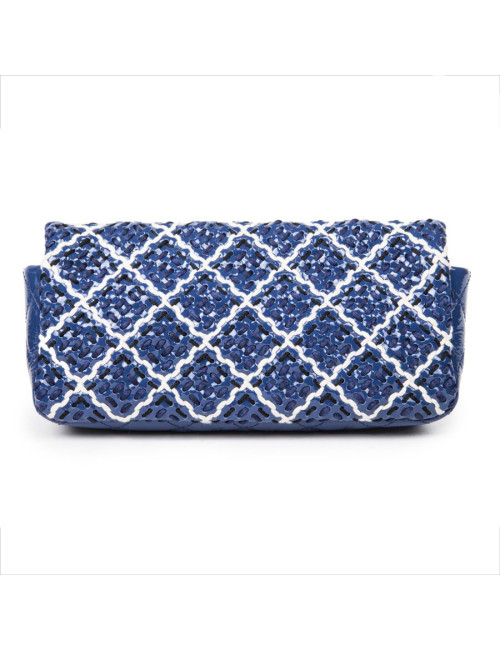 Sac baguette CHANEL cuir verni bleu et noir