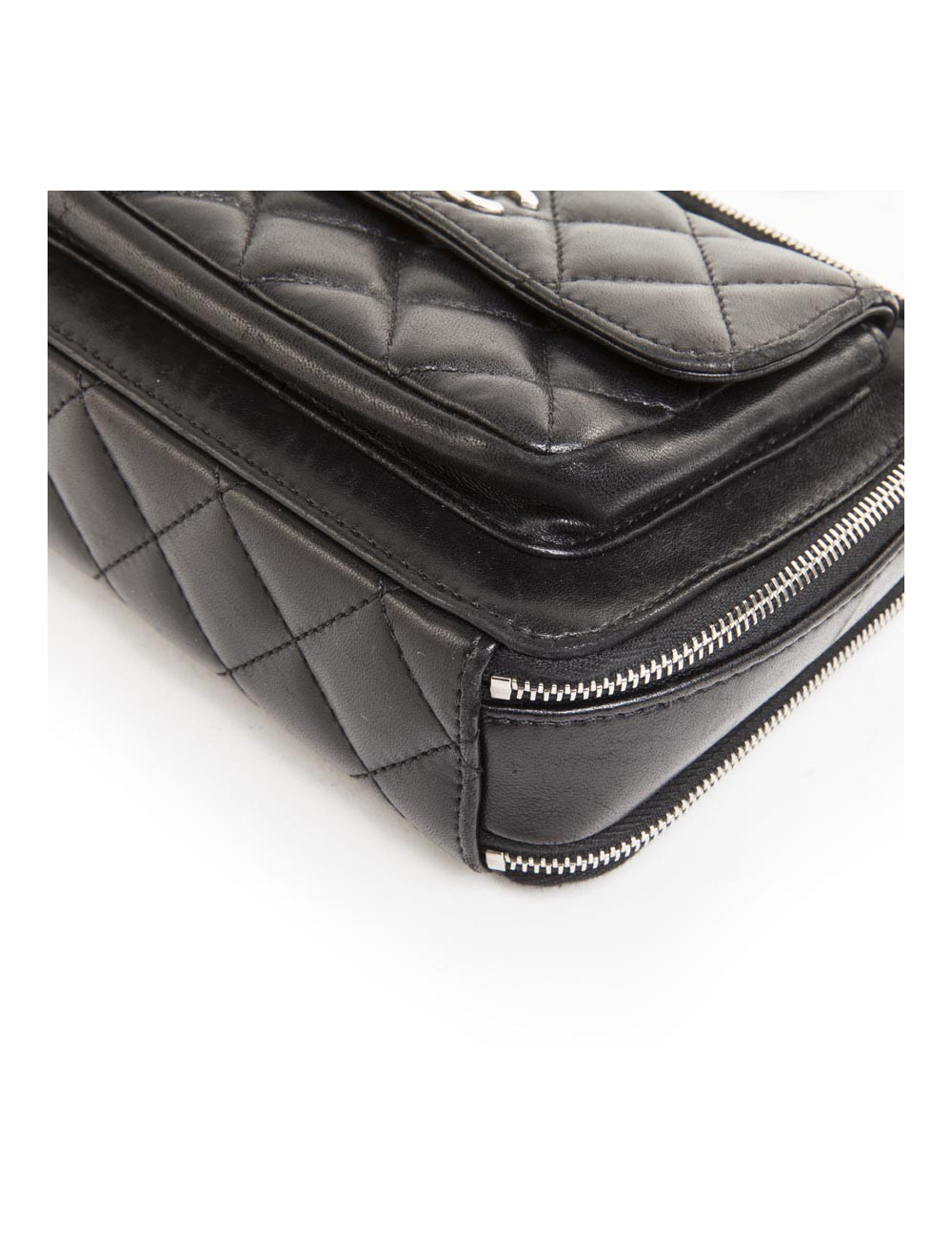 Mini sac CHANEL cuir matelassé noir 