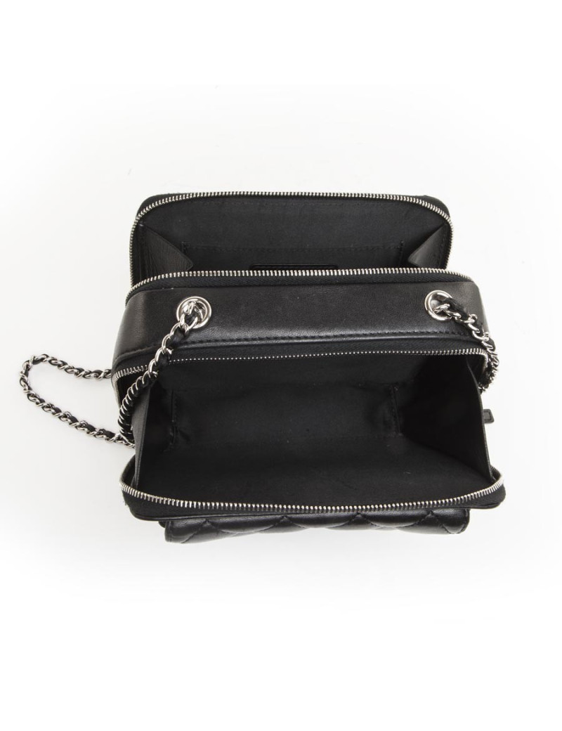 Mini sac CHANEL cuir matelassé noir 