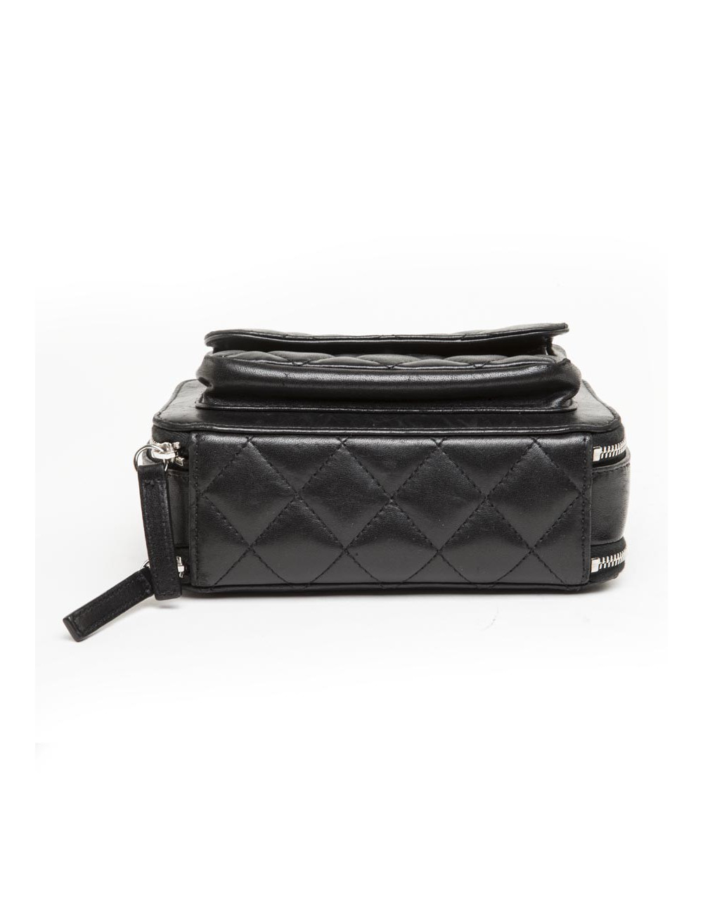 Mini sac CHANEL cuir matelassé noir 