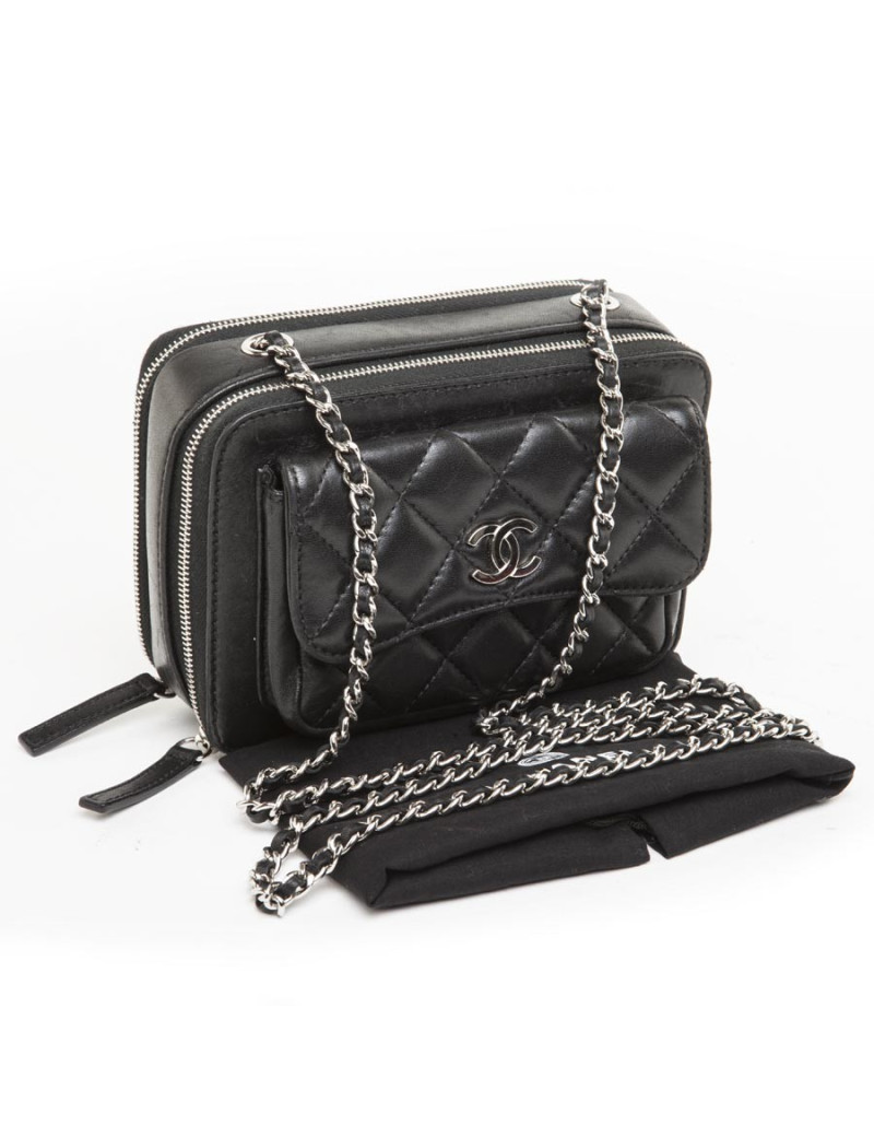 Mini sac CHANEL cuir matelassé noir 