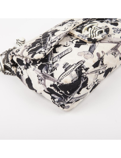 Chanel Timeless flap bag in white and black canvas