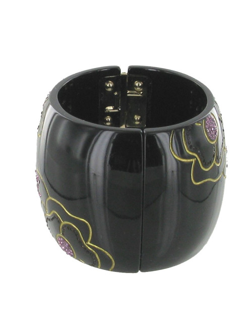 CHANEL cuff bracelet in black resin with engraved floral patterns