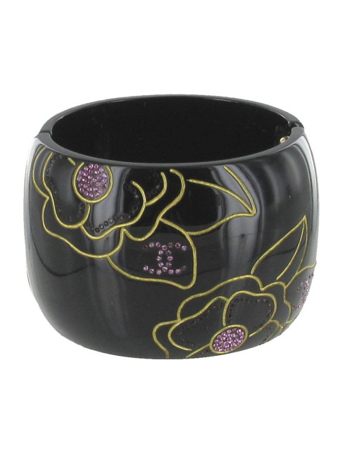 CHANEL cuff bracelet in black resin with engraved floral patterns