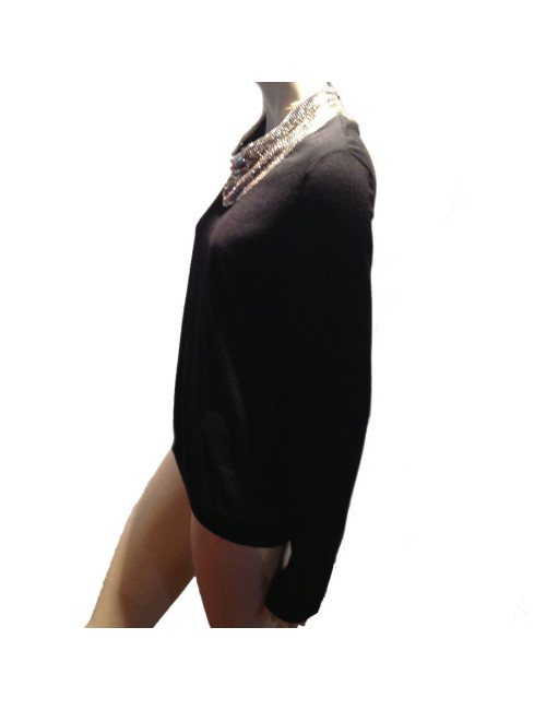 CHANEL sweater in black cashmere and removable neck chainmail
