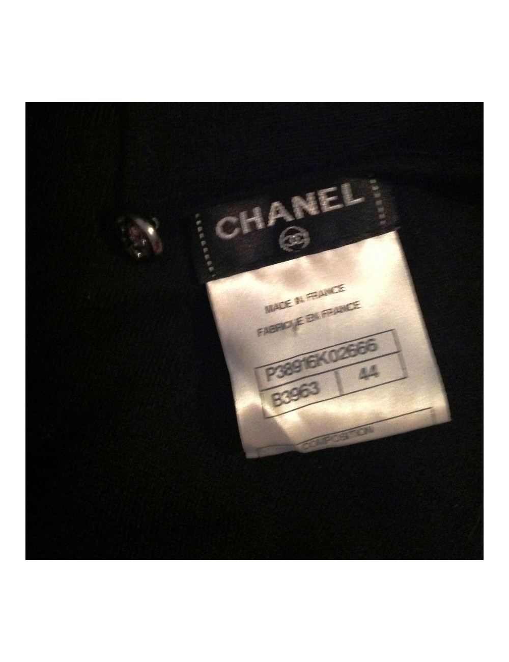 CHANEL sweater in black cashmere and removable neck chainmail
