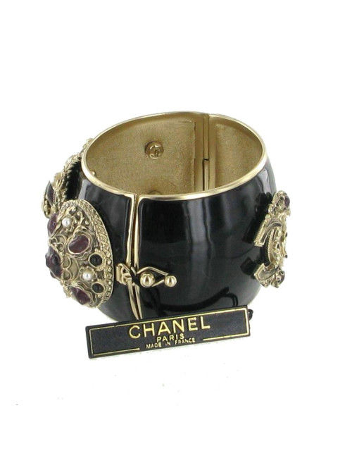 Cuff Couture CHANEL matte gold metal and black resin