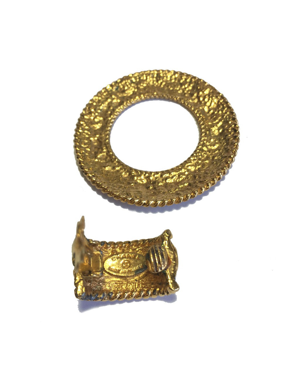 Boucles d'oreille clips CHANEL créoles dorées vintage