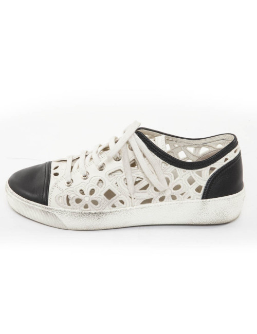 CHANEL T 39.5 black and white leather and embroidery sneakers