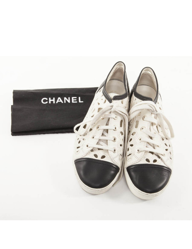 Sneakers CHANEL T 39.5 bicolores 