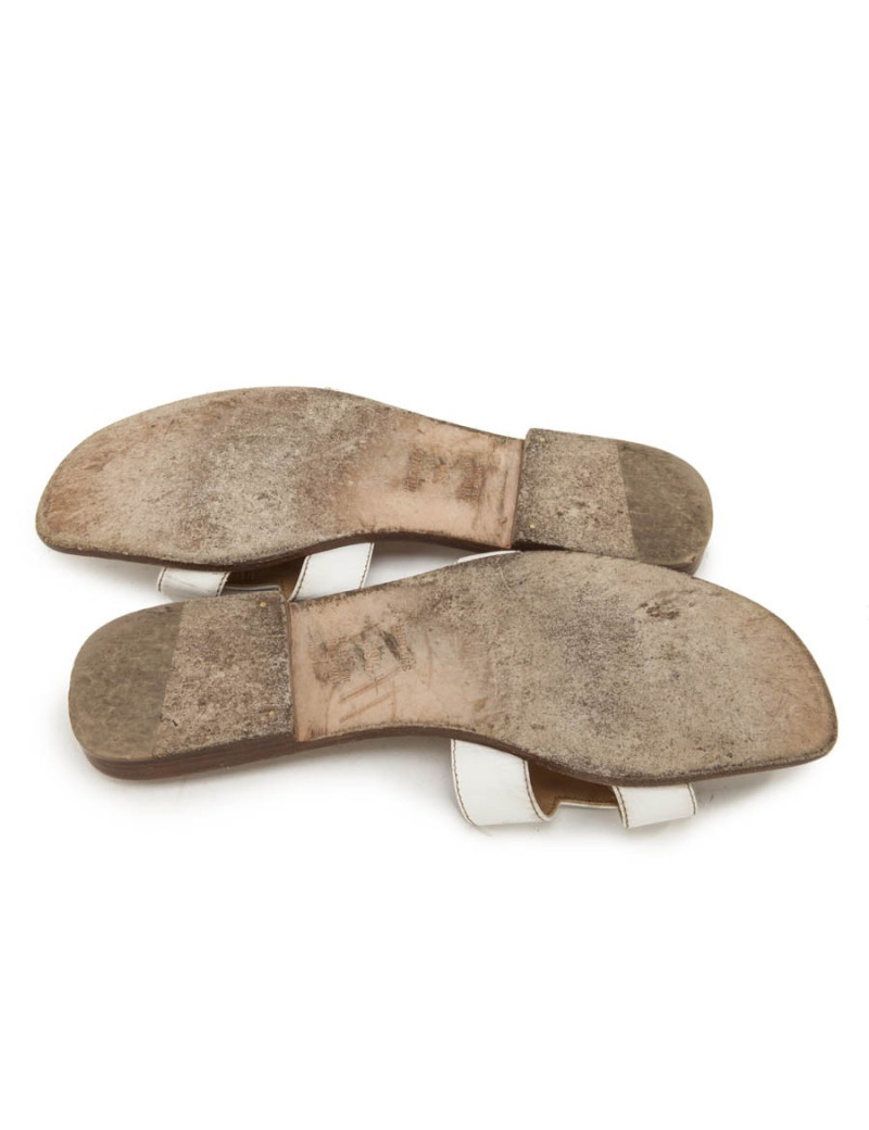 Oran HERMES T 39.5 en White Leather mules