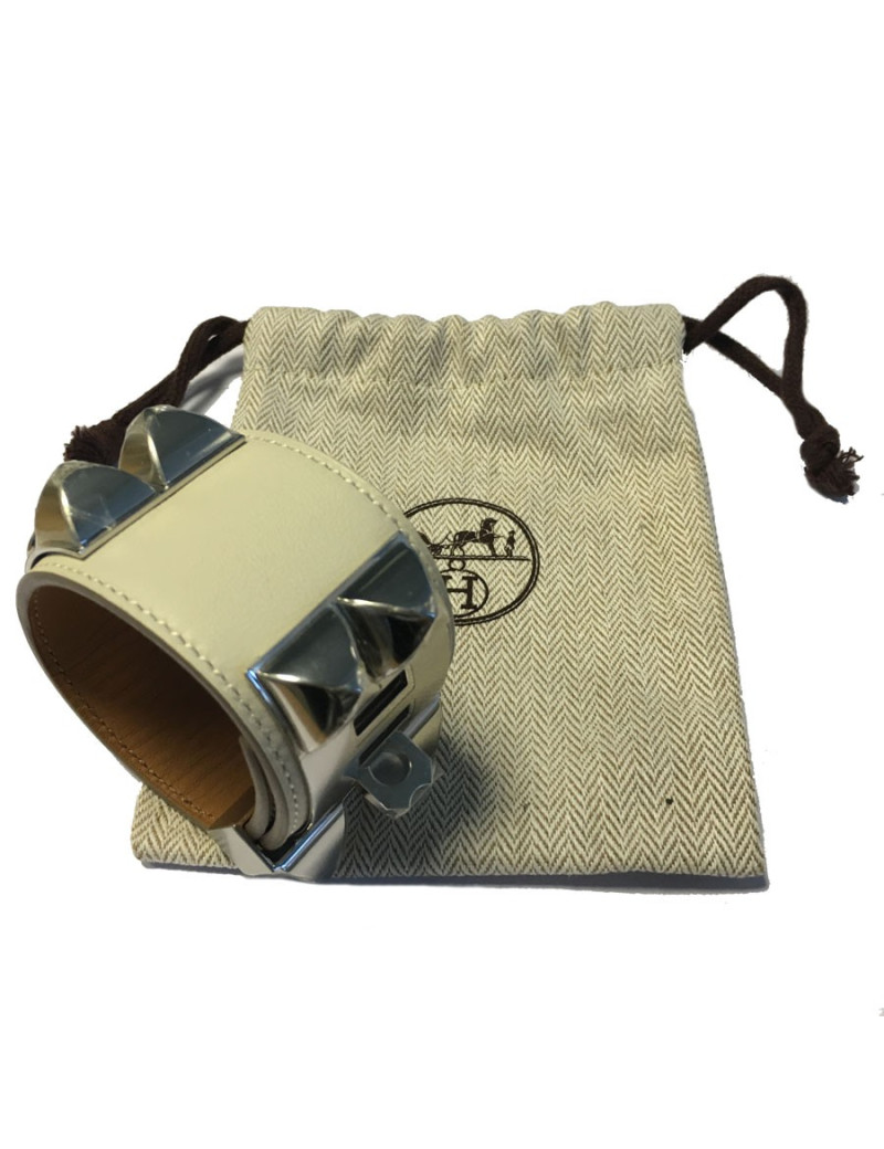  Manchette CDC HERMES en veau swift couleur craie et bijouterie argentée