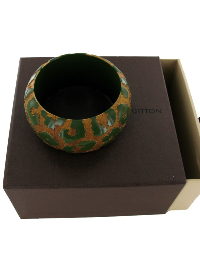Bracelet LOUIS VUITTON en bois vert