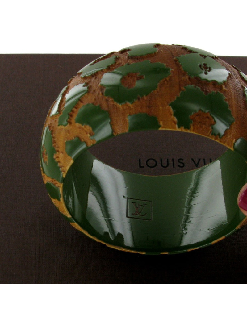 Bracelet LOUIS VUITTON en bois vert