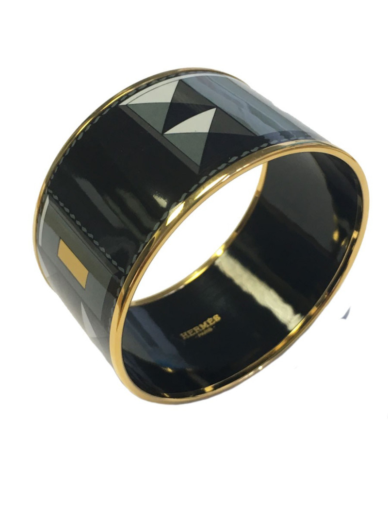 Bracelet HERMES  large en émail noir, jaune et gris motif collier de chien