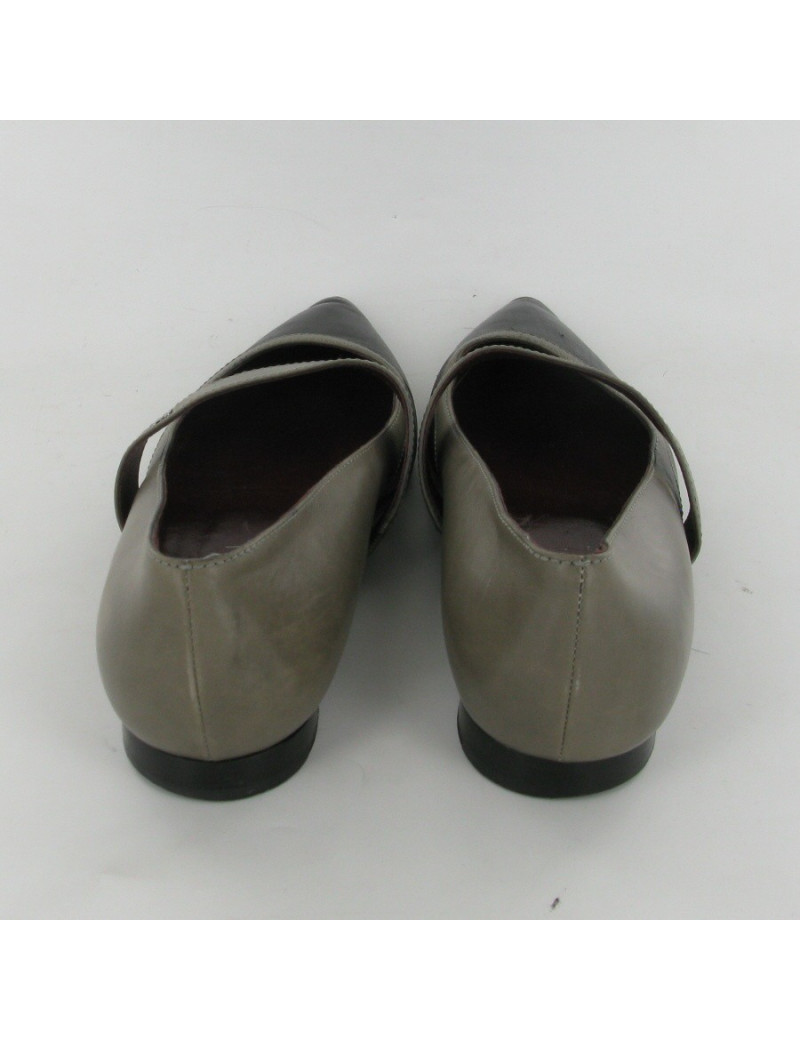 Ballerines bicolores T38 CHANEL