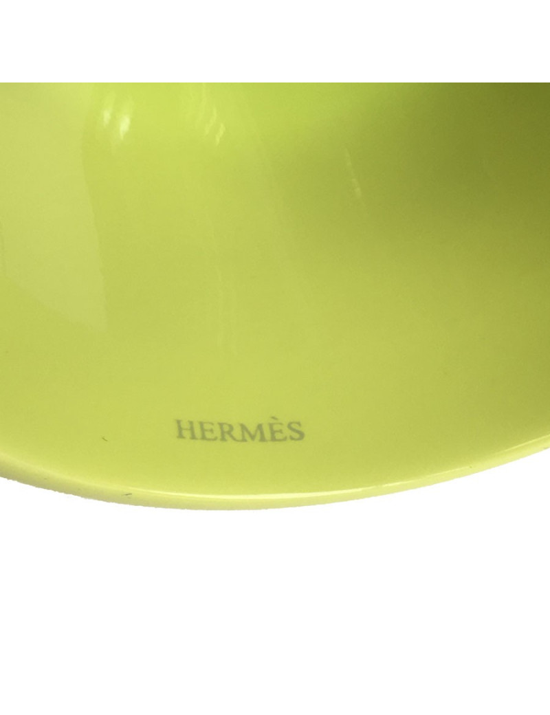 HERMES bracelet in  anise green lacquered wood