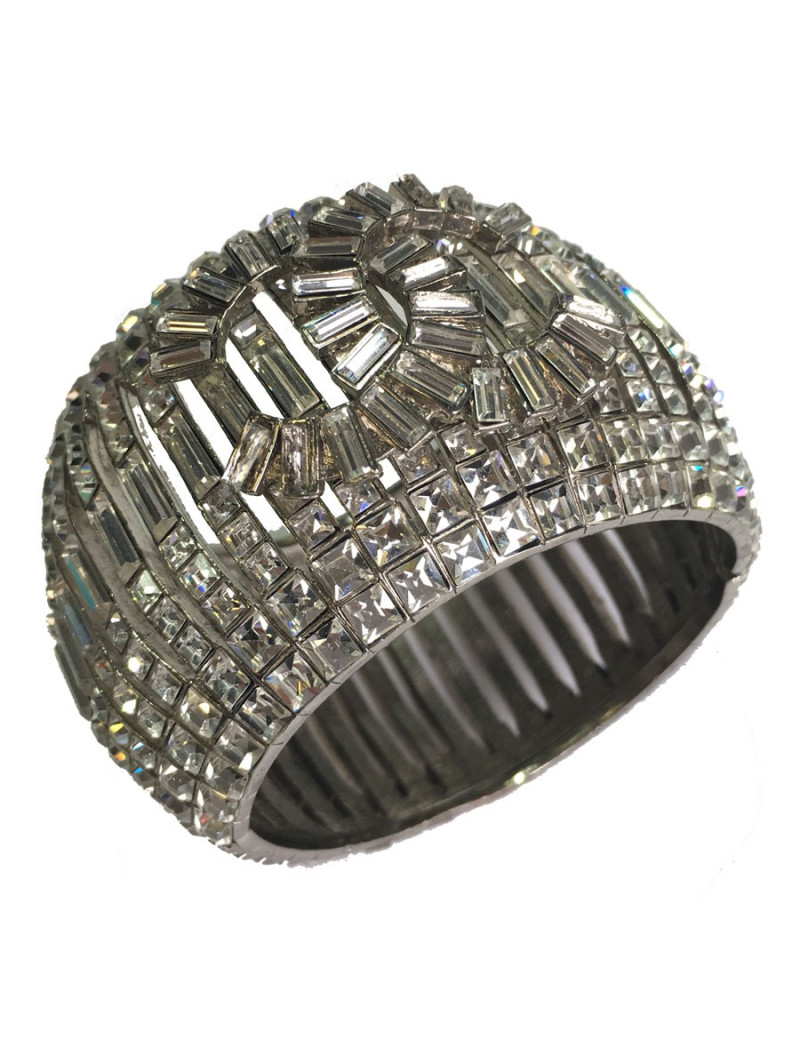 Manchette CHANEL Couture sertie de strass