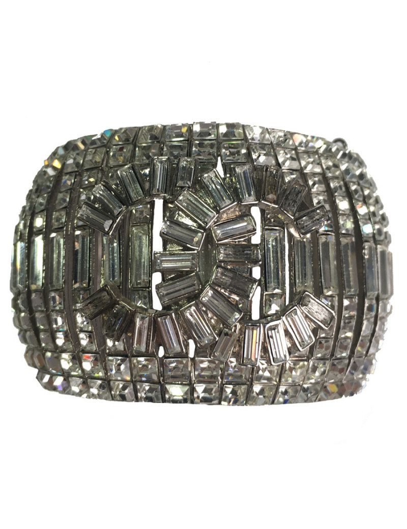 Manchette CHANEL Couture sertie de strass