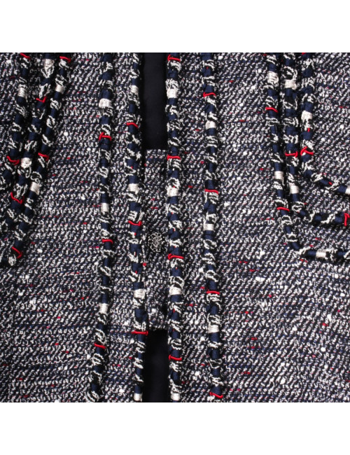 CHANEL T 38 en tweed jacket
