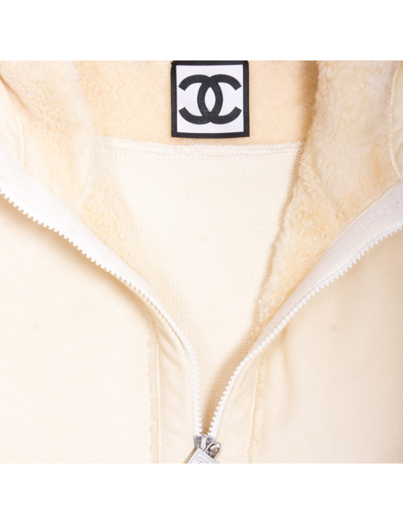 Gilet CHANEL T 40 peau retournée