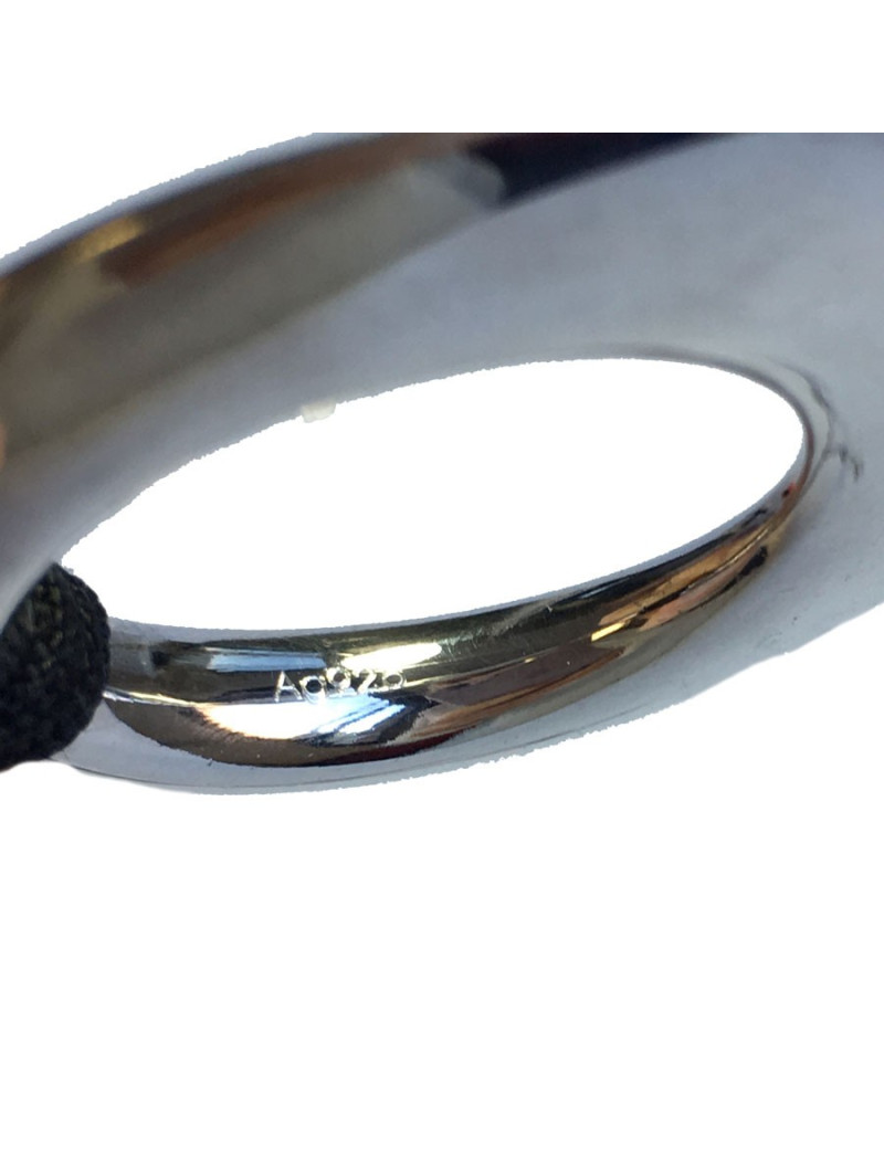 Collier HERMES pendentif en argent et lien en tissu noir