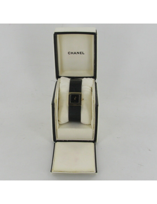 Montre "La Matelassée" CHANEL