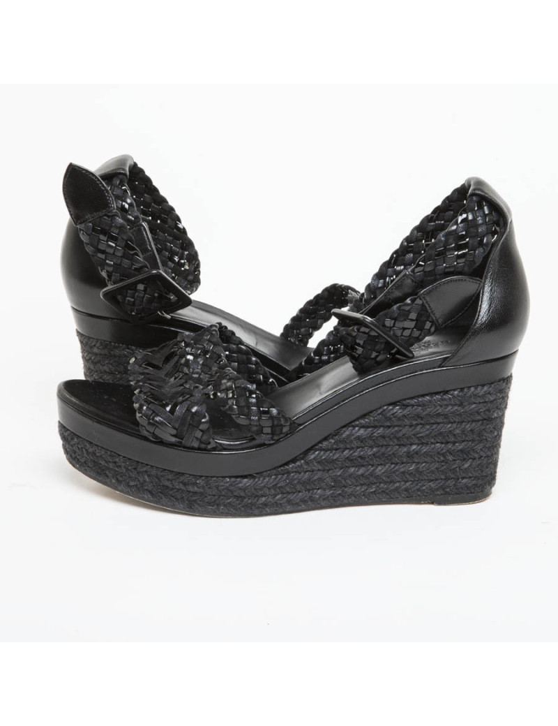 Sandales Hautes HERMES T 37 cuir tressé noir