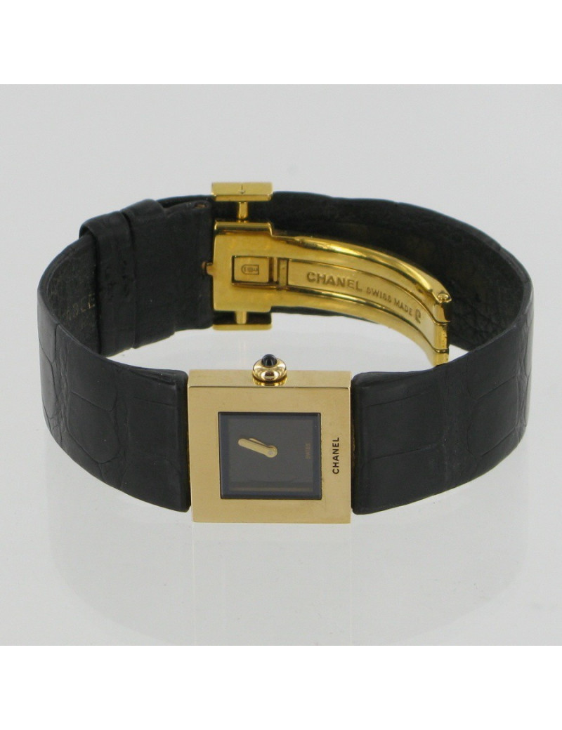 Montre "La Matelassée" CHANEL