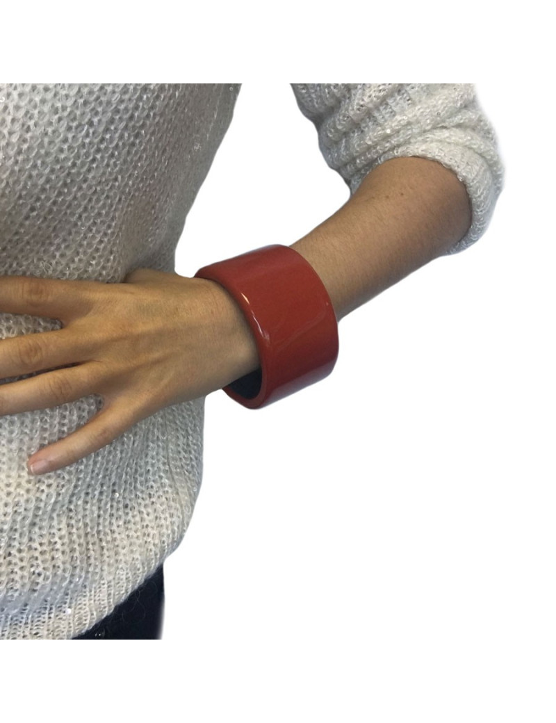 HERMES cuff bracelet in dark orange lacquered wood