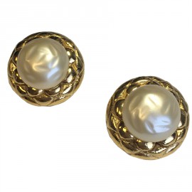 Clips CHANEL Vintage Pearl Pearl Earrings