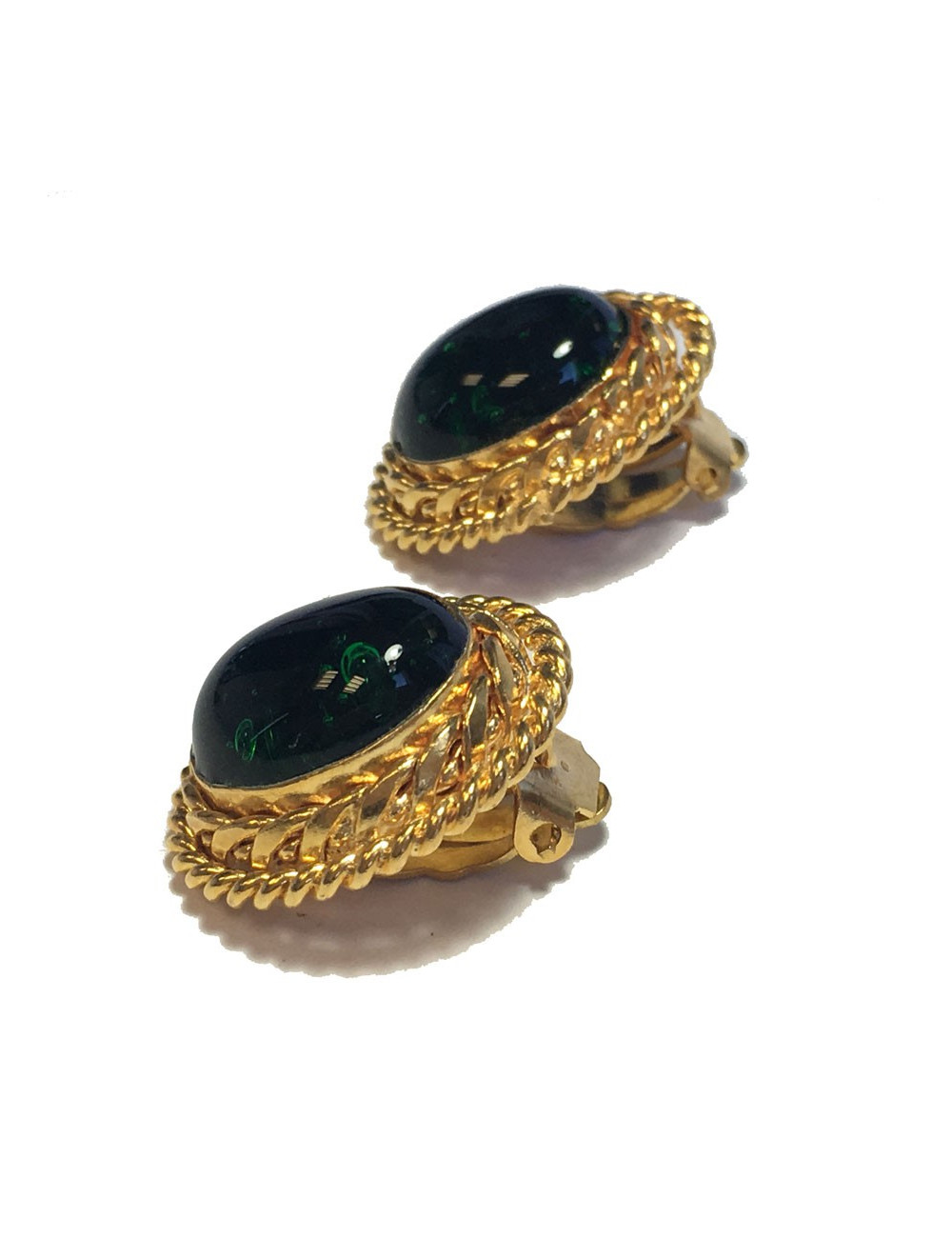 Boucles d'oreille clips CHANEL cabochon vert Vintage