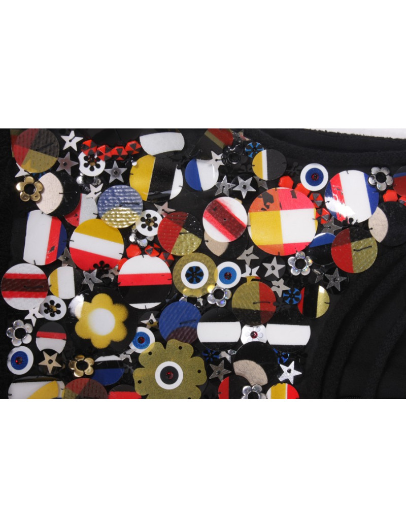 Robe CHANEL T 36 laine noir broderie drapeaux