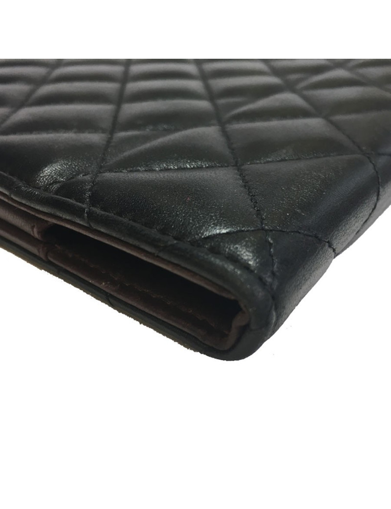 xxx Etui IPAD CHANEL en cuir matelassé noir