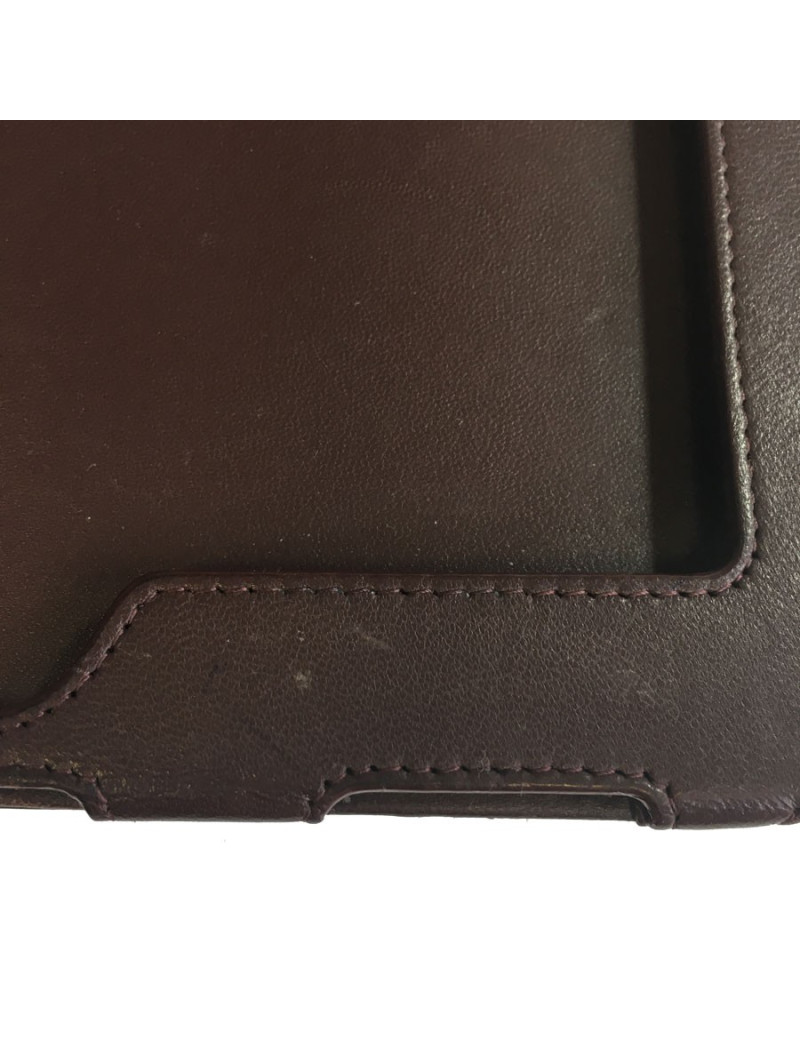 xxx Etui IPAD CHANEL en cuir matelassé noir