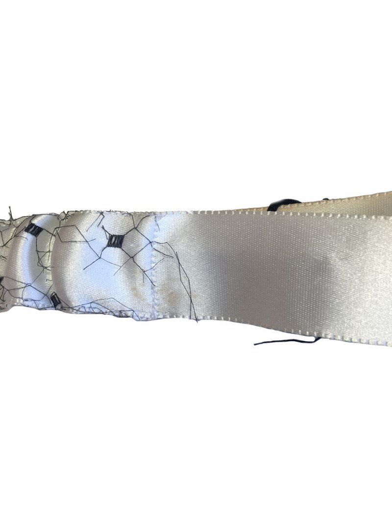 Headband CHANEL ivory satin and black FishNet