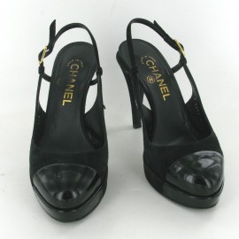 T37 CHANEL Black patent leather and suede pumps